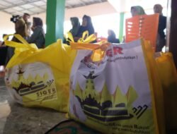 Riana Sari Arinal Bagikan Sembako Bantu Korban Banjir di Kelurahan Nunyai Rajabasa