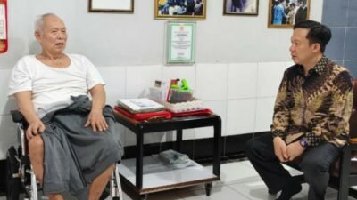 Temui Legenda Angkat Besi Lampung Imron Rosadi, Pj Bupati Marindo Kurniawan Minta Izin Pimpinan Pringsewu dan Ingin Ikut Berlatih Angkat Besi