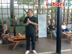 Bincang Seniman, Umar Ahmad Berpesan Seni Harus Bermanfaat untuk Pembangunan Lampung