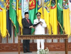 Samsudin Resmi Dilantik Pj Gubenur Lampung, Arinal Djunaidi Turut Hadir Duduk Paling Depan