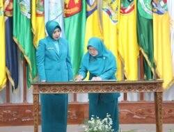 Ketum TP-PKK Pusat Ibu Tri Suswati Tito Karnavian Lantik Ibu Maidawati Retnoningsih Samsudin sebagai Pj. Ketua TP-PKK dan Pembina Posyandu Provinsi LampungĀ