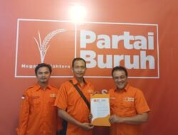 Bakal Calon Bupati Tulang Bawang Barat Novriwan Jaya Resmi Kantongi Surat Rekomendasi Awal Partai Buruh