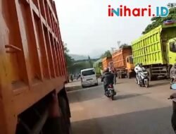 Dilarang Parkir di Dalam Area Pelabuhan Panjang, Ratusan Sopir Truk Gelar Aksi Mogok