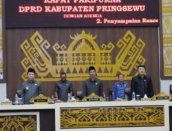 Pj Bupati Pringsewu Marindo Kurniawan dan DPRD Tandatangani MoU KUA-PPAS Tahun 2025