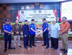 Buka Rakerda I DPD APKARI Lampung, Pj Bupati Marindo Ajak Kolaborasi Antar Daerah Hadapi Tantangan Kebakaran