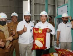 Mantapkan Persiapan Ketahanan Pangan di Provinsi Lampung, Pj. Gubernur Samsudin Tinjau Ketersediaan Beras di Gudang Bulog Campang Raya, Bandarlampung