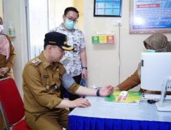 Kunjungan Kerja Pj Bupati Pringsewu Marindo Kurniawan Briefing Bersama Aparatur Kecamatan Pardasuka dan Tinjau Puskesmas