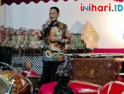 Hadiri Pagelaran Wayang Kulit Adi Erlansyah Minta Dukungan Masyarakat Maju Pilkada Pringsewu