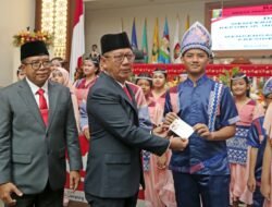 Ikuti Rapat Paripurna DPRD Mendengarkan Pidato Kenegaraan Presiden dalam Rangka HUT ke-79 RI, Pj. Gubernur Samsudin Ajak Masyarakat Membangun Lampung dengan Semangat Kemerdekaan
