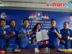 PAN Resmi Serahkan Rekomendasi B.1-KWK ke Bunda Eva- Deddy