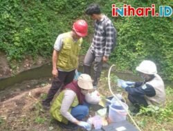 Diduga Limbah PT Juang Jaya Abadi Alam Cemari Lingkungan, DLH Lampung Lakukan Pengecekan dan Pengambilan Sample Limbah