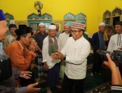 Pj. Gubernur Samsudin Bersilaturahmi dan Bernostalgia dengan Warga di Lingkungan Perumahan Bataranila