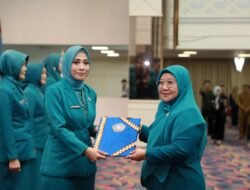 Ibu Maidawati Retnoningsih Samsudin Kukuhkan Penjabat Sementara Ketua TP PKK Lamtim, Lamteng, Bandarlampung dan Metro serta Serahkan Surat Pelaksana Tugas TP PKK Lamsel  