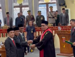 Tiga Pimpinan DPRD Lampung Barat Resmi Dilantik, Sutikno Ketua DPC Demokrat Lambar Kembali Mempertahankan Kursi Pimpinan DPRD.