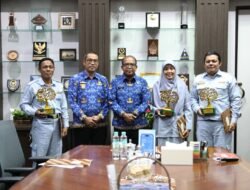 Pj. Gubernur Samsudin Serahkan Penghargaan Pemenang Lomba Wana Lestari Tingkat Provinsi Lampung Tahun 2024 