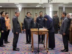 Sekdaprov Fahrizal Lantik 28 Pejabat Administrator dan Pengawas di Lingkungan Pemerintah Provinsi Lampung