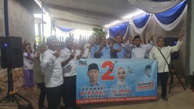 Kendati Diguyur Hujan Warga Lamteng Antusias Hadiri Konsolidasi Pemenangan Mirza-Jihan yang Digelar Laskar Lampung