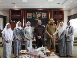 Pj. Gubernur Samsudin Terima Kunjungan Pengurus IBI Provinsi Lampung dalam Rangka Membangun Sinergi Organisasi Profesi Bidan Mendukung Program Kesehatan dan Keluarga Berencana