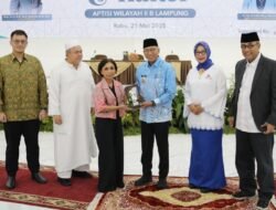 Halal Bihalal dan Raker APTISI Wilayah Lampung, Gubernur Mirza Sebut 68 Persen Penduduk Lampung Usia Produktif Berpeluang Cepat Mendapat Bonus Demografi