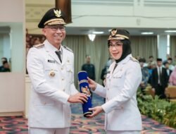Resmi Jadi Bupati Waykanan, Begini Pesan Gubernur Mirza untuk Ayu Asalasiyah