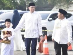 Ketua DPRD Lampung Hadiri Salat Idul Adha di Lapangan Saburai