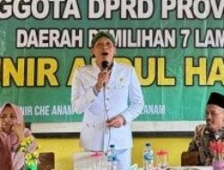 Anggota DPRD Munir Turun Gunung; Bantuan Cair, Jalan Dibangun, Desa Siap Naik Level
