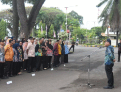 Sekretaris DPRD Lampung Pimpin Apel Pagi Rutin di Lingkungan Sekretariat