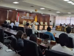 M. Syukron Muchtar Terima Kunjungan Mahasiswa Peserta Sekolah Politik Lampung