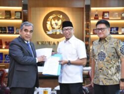 Gubernur Lampung dan Ketua DPRD Bawa Tuntutan Massa Aksi ke Ketua MPR dan Wamensesneg