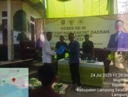 Warga Desa Way Muli Serahkan Proposal Bantuan Saat Reses Anggota DPRD Lampung Muhammad Junaidi
