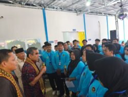 DPRD Lampung Dampingi, Ahmad Muzani Dialog dengan Relawan Saat Resmikan Dapur MBG di Rajabasa, Ini Pesannya