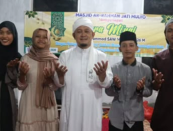 Puji Sartono Hadiri dan Isi Tausiyah Peringatan Isra Mi’raj di Jatiagung